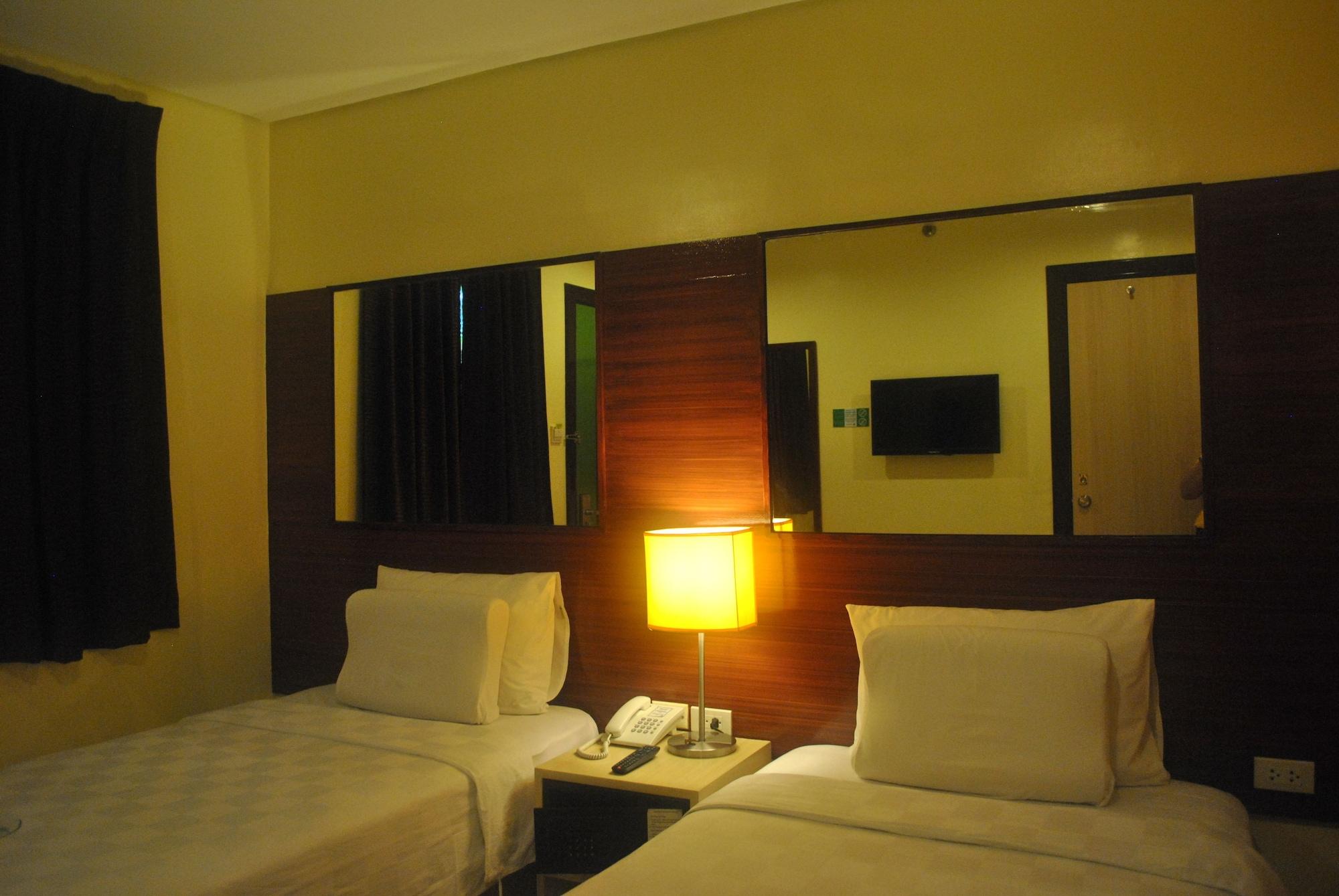 Go Hotels Tacloban Dış mekan fotoğraf