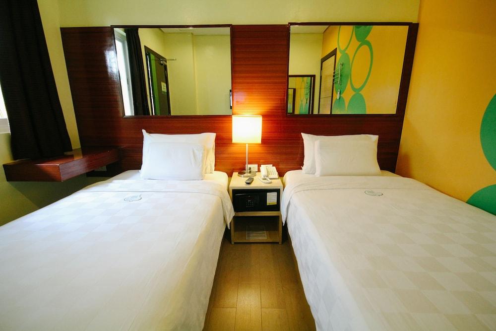 Go Hotels Tacloban Dış mekan fotoğraf