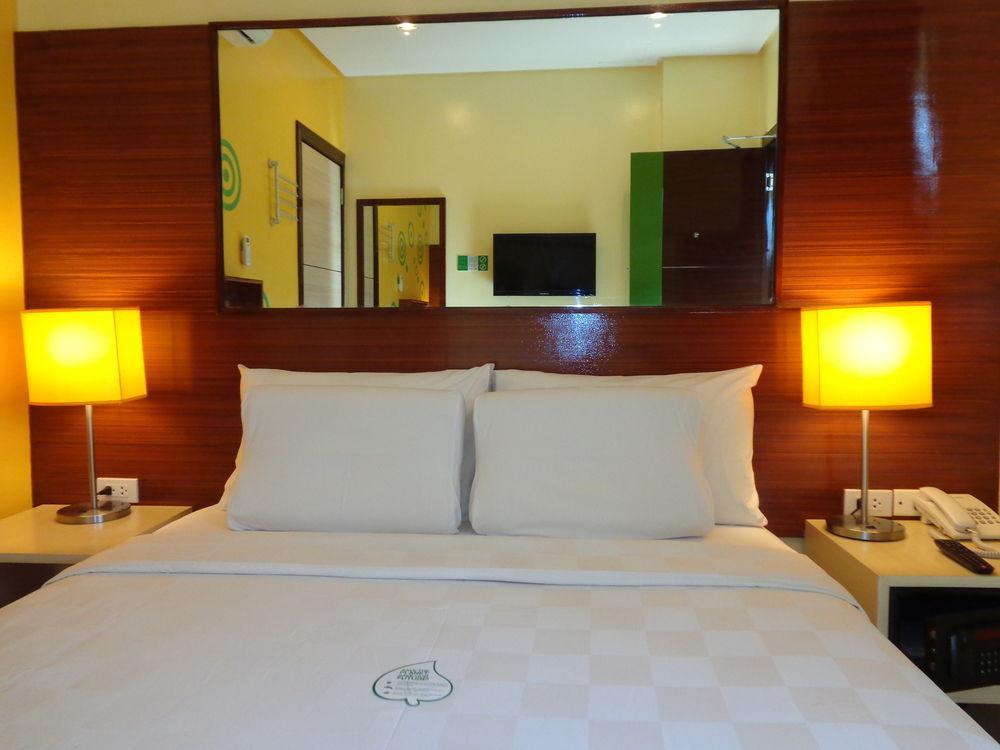 Go Hotels Tacloban Dış mekan fotoğraf