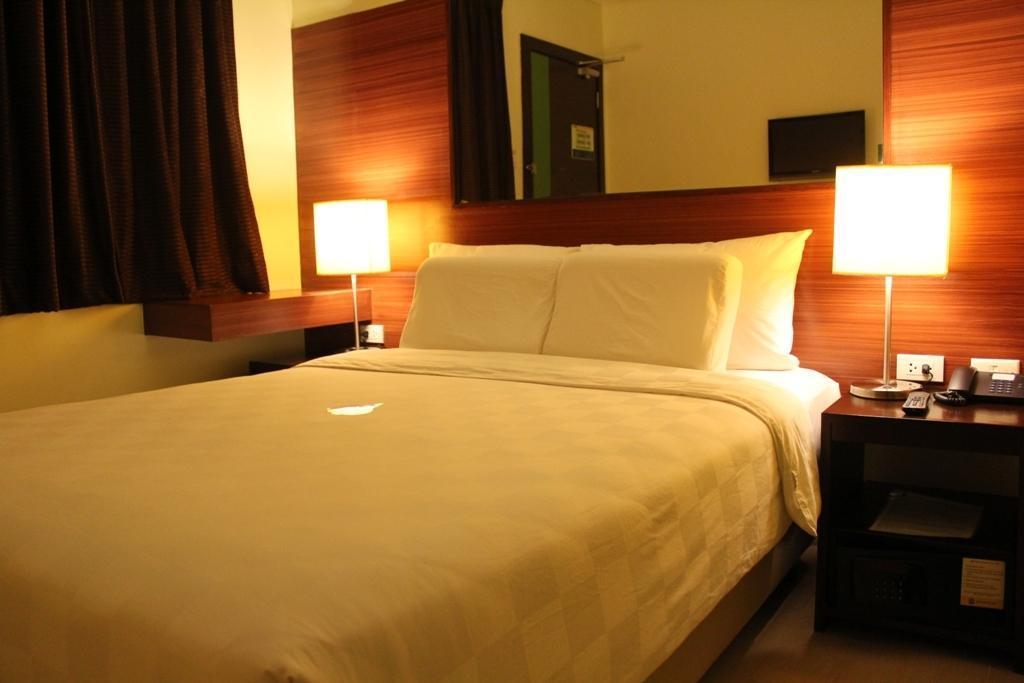 Go Hotels Tacloban Dış mekan fotoğraf