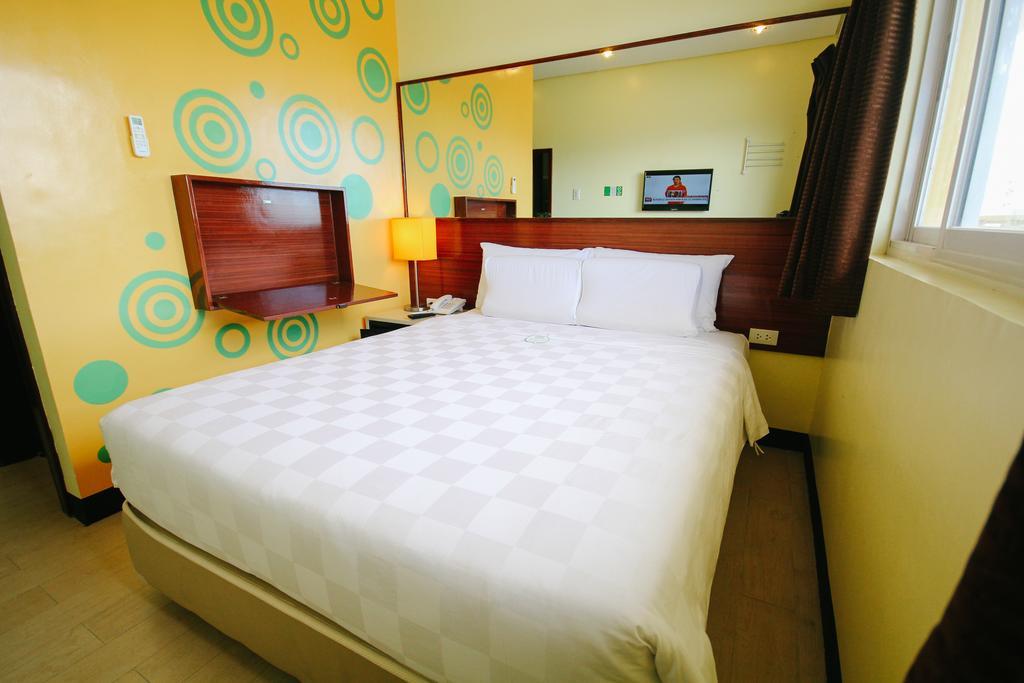 Go Hotels Tacloban Dış mekan fotoğraf